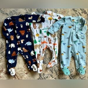 🦋(3) Carter's Fleece Animal Print Footies